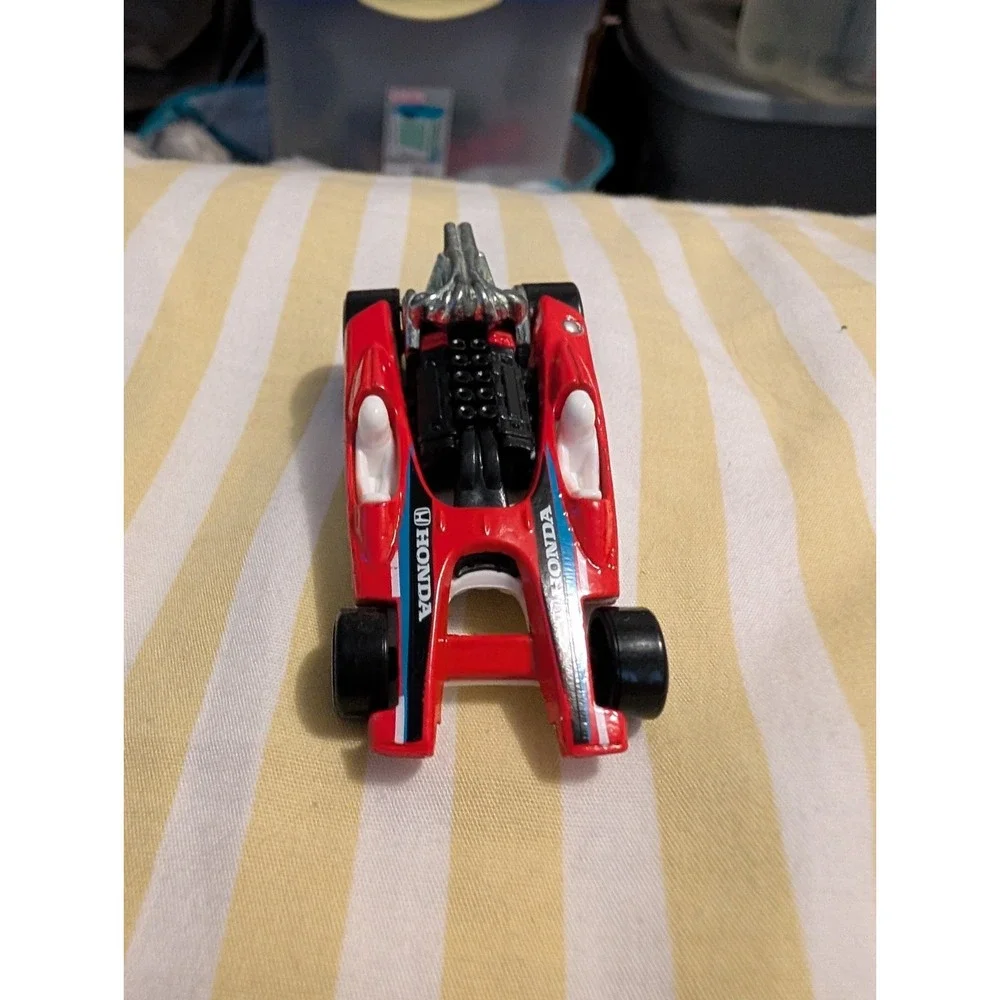 Hot Wheels Red Honda Racer 2015 HW Race Track Aces Diecast Car 1:64 Mattel